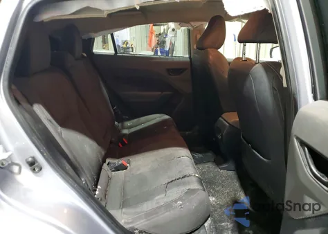 2024 Subaru Crosstrek Premium z USA, uszkodzony, nr VIN JF2GUADCXR8253680